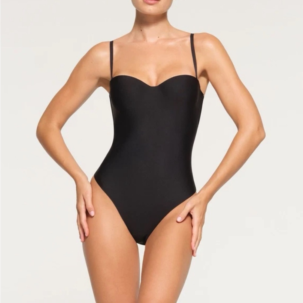 NWT Women's SKIMS BODY Bodysuit Onyx Size Large